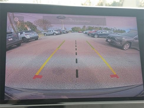 Used 2024 Jeep Compass Limited image 22