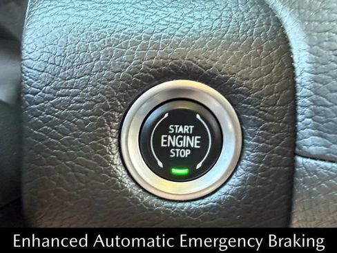 Used 2023 GMC Yukon Denali image 28