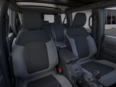 New 2025 Ford Bronco 4-Door AWD/4WD image 10