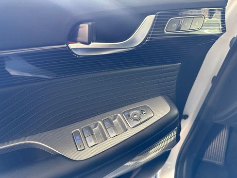 Used 2024 Hyundai Palisade Calligraphy FWD image 17