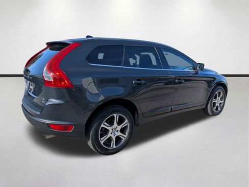 Used 2011 Volvo XC60 T6 AWD/4WD image 4
