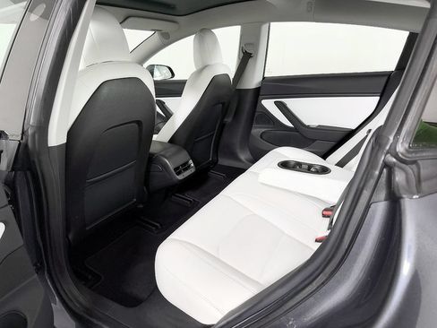 Used 2018 Tesla Model 3 Long Range AWD/4WD image 32