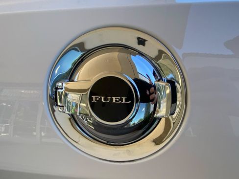 Used 2009 Dodge Challenger R/T RWD image 23