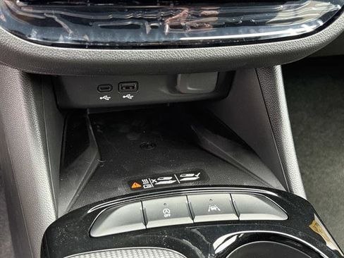 New 2026 Buick Envista Avenir FWD image 17