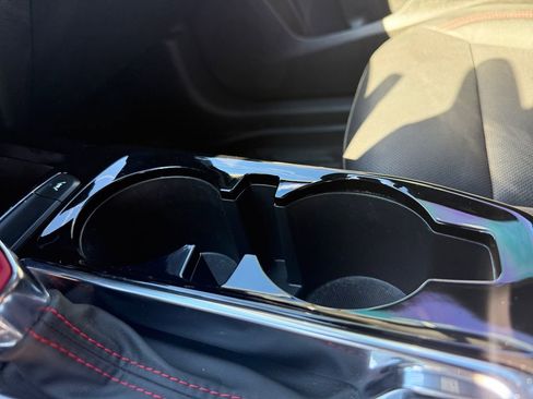 Used 2024 Chevrolet Trax RS image 10