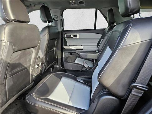 Certified 2023 Ford Explorer XLT w/ Equipment Group 202A image 22