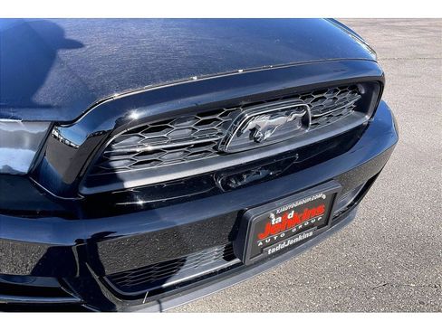 Used 2013 Ford Mustang Premium RWD image 30