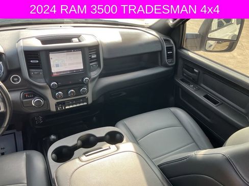 Used 2024 RAM 3500 Tradesman image 18
