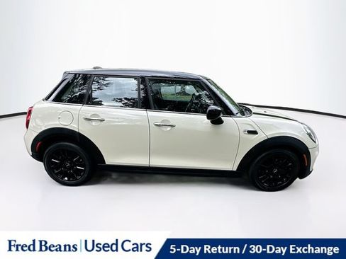 Used 2021 MINI Cooper 4-Door Hardtop FWD image 12