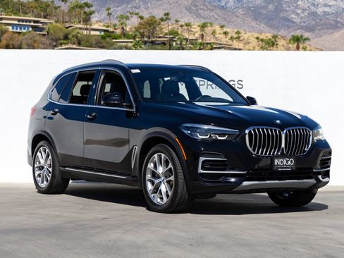 Used 2022 BMW X5 sDrive40i w/ Premium Package RWD image 2