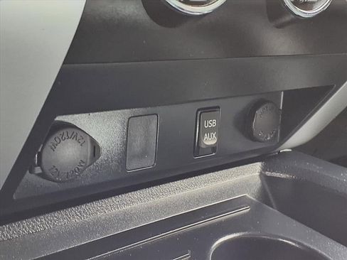 Used 2019 Toyota Tundra SR5 image 31