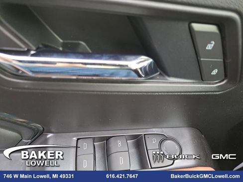 New 2025 GMC Canyon AT4 image 27