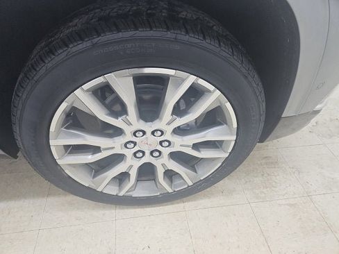 New 2026 GMC Acadia Denali image 11