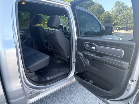 Used 2021 RAM 1500 Big Horn AWD/4WD image 16