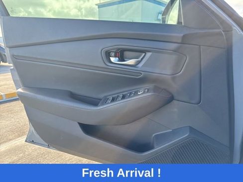 Used 2025 Honda Accord Sport image 10