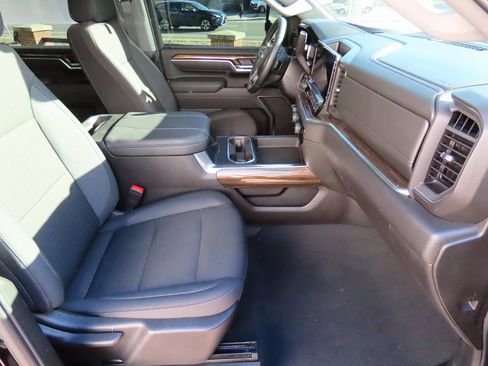 Used 2025 Chevrolet Silverado 2500 LT w/ Safety Package image 14