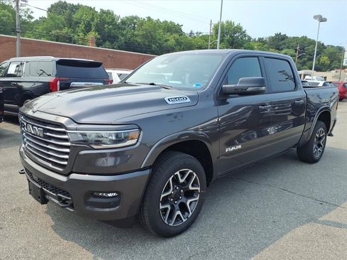 New 2026 RAM 1500 Laramie AWD/4WD image 8