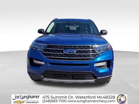 Used 2020 Ford Explorer XLT w/ Equipment Group 202A AWD/4WD image 3