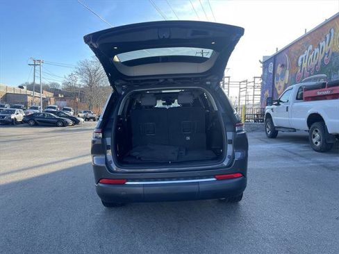 Certified 2022 Jeep Grand Cherokee L Limited w/ Luxury Tech Group II image 13