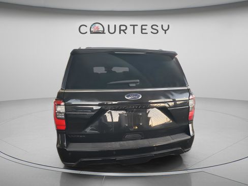 Used 2020 Ford Expedition Limited w/ Equipment Group 303A RWD image 12
