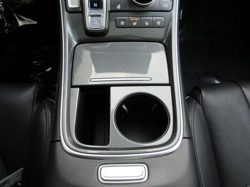 Used 2021 Hyundai Santa Fe Limited AWD/4WD image 50