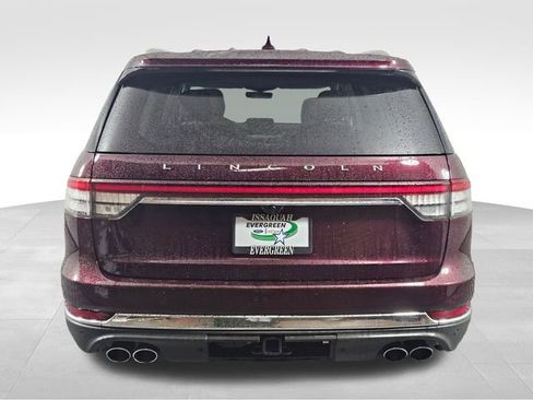 Used 2020 Lincoln Aviator Reserve w/ Equipment Group 201A image 6