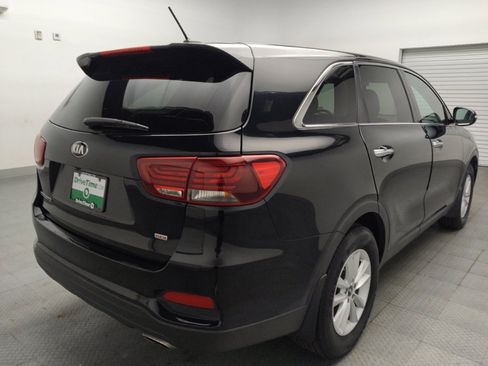 Used 2020 Kia Sorento L FWD image 9