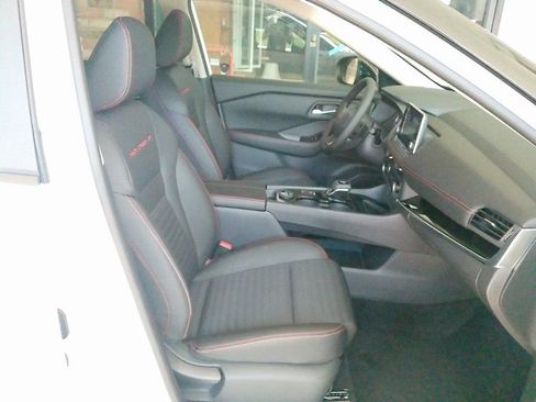 New 2026 Nissan Rogue SV image 15