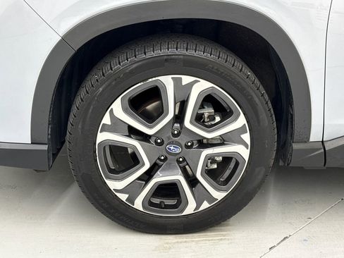 Certified 2024 Subaru Ascent Limited AWD/4WD image 10