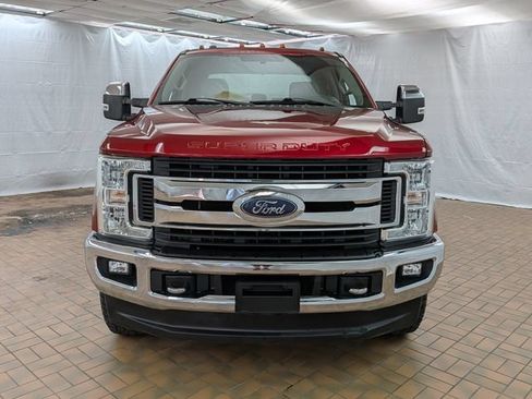 Used 2017 Ford F250 XLT w/ XLT Premium Package AWD/4WD image 2