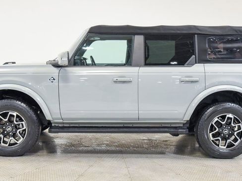 Used 2021 Ford Bronco Outer Banks image 8