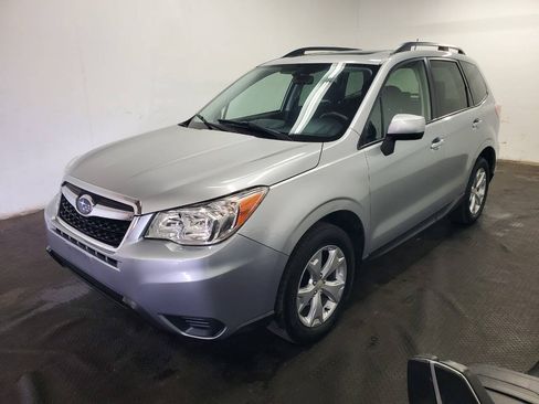 Used 2015 Subaru Forester 2.5i Premium w/ All-Weather Package AWD/4WD image 1
