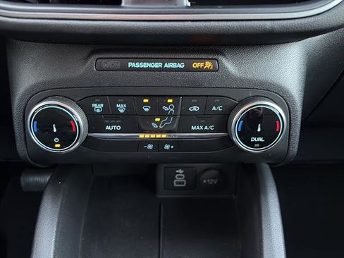 Used 2025 Ford Escape Active image 21