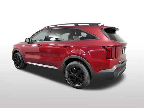 Used 2023 Kia Sorento S w/ Panoramic Sunroof Package AWD/4WD image 9