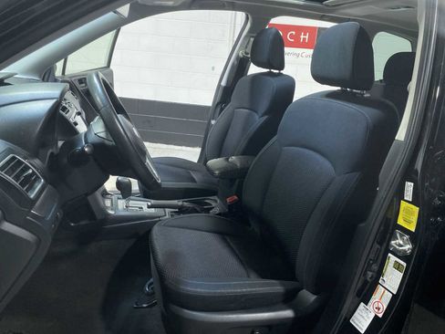 Used 2018 Subaru Forester 2.5i Premium w/ All-Weather Package AWD/4WD image 11