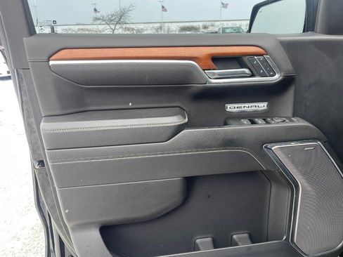 Used 2023 GMC Sierra 1500 Denali w/ Denali Reserve Package image 16