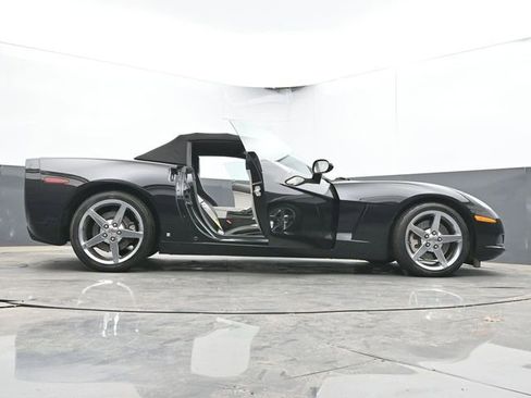 Used 2007 Chevrolet Corvette Convertible w/ Preferred Equipment Group RWD image 63
