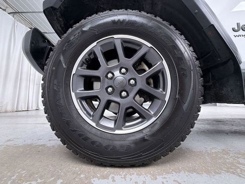 Used 2021 Jeep Wrangler Unlimited Sport AWD/4WD image 14