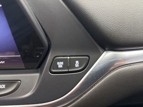 Used 2021 Chevrolet Blazer LT FWD image 17