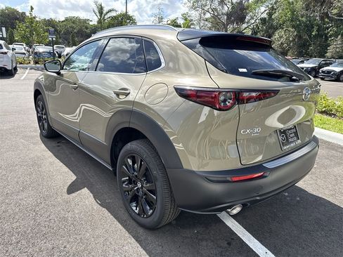 New 2024 MAZDA CX-30 Carbon image 13