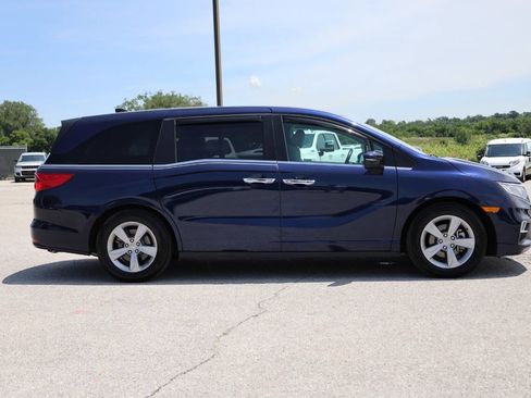 Used 2018 Honda Odyssey EX-L image 7