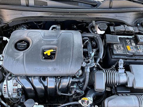 Used 2024 Kia Forte LXS w/ LXS Technology Package FWD image 32