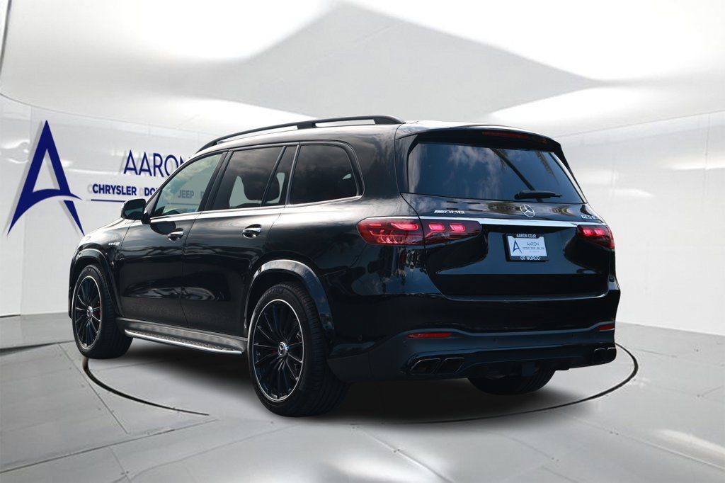 Used 2024 Mercedes-Benz GLS 63 AMG 4MATIC image 2