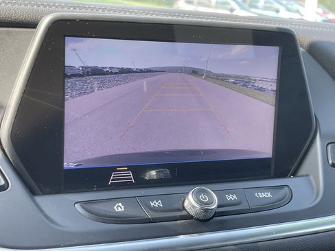 Used 2020 Chevrolet Blazer LT FWD image 26