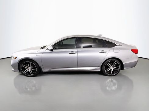 Used 2022 Honda Accord Touring image 6