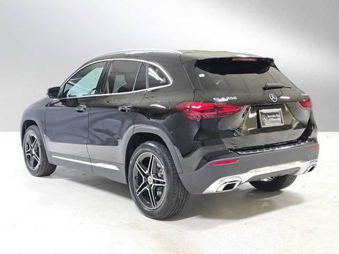 Used 2026 Mercedes-Benz GLA 250 4MATIC image 5