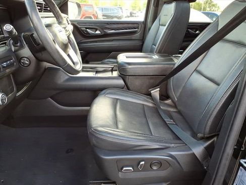 Used 2023 GMC Yukon XL Denali AWD/4WD image 5