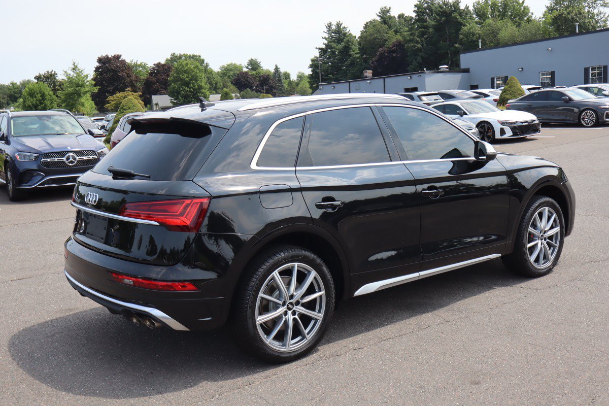 Used 2022 Audi SQ5 Premium Plus w/ Premium Plus Package AWD/4WD image 5