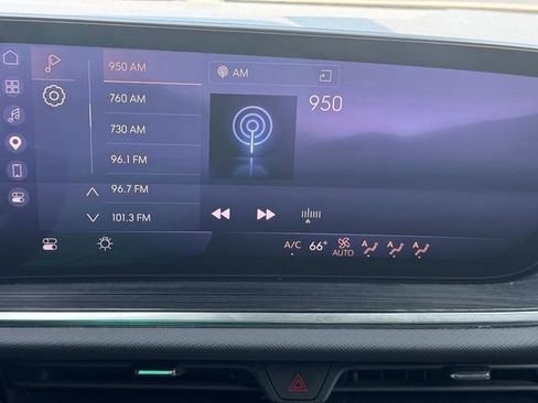 Used 2024 Buick Envision Preferred AWD/4WD image 29