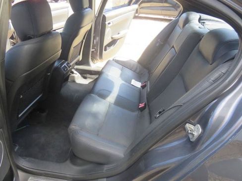 Used 2009 Pontiac G8 w/ Premium Package RWD image 20